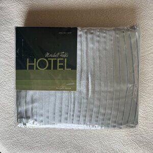 NWT - Marshall Fields Pleated Satin Bed Skirt - King